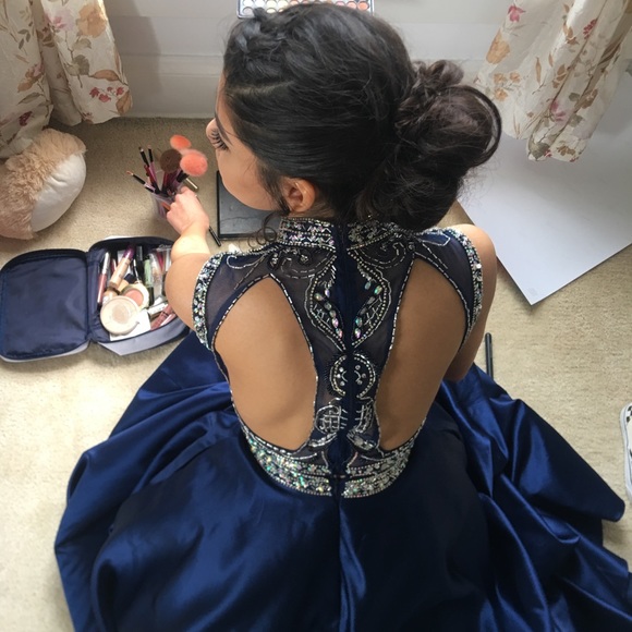 Navy Blue Two-Piece Prom Dress is available for purchase on au PAY Market -  Imported Goods Online Store Co.Ltd. | au PAY Market